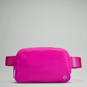 Brand NEW Lululemon Everywhere Belt Bag - Sonic Pink - NWT